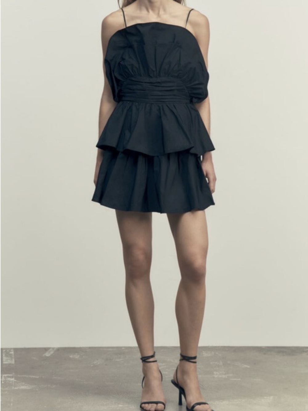 72 ZARA Black Tiered Mini Dress – XS Ruffle Puff Minimalist Old Money